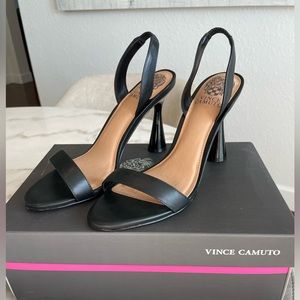Vince Camuto Black heels 👠  women’s size 8